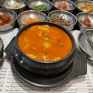 T3. Soft tofu stew with beef