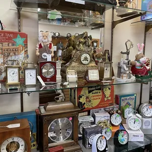 Ye Olde Clock Shoppe