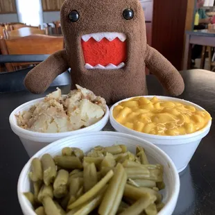 Fried Potatoes, Mac and Cheese and Green Beans