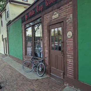 Beer at Ye Olde Tap Room, Detroit