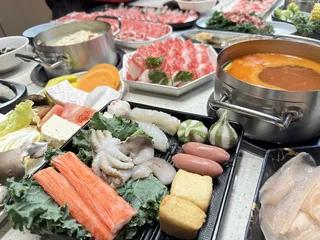 Hot N Roll Hot Pot