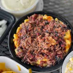 Brisket Mac n cheese