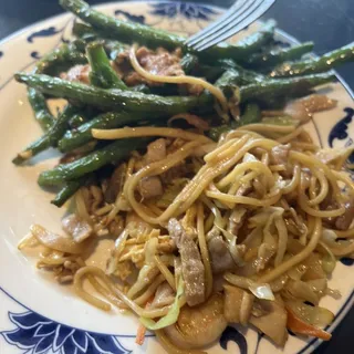 String Bean Sauteed With Chicken