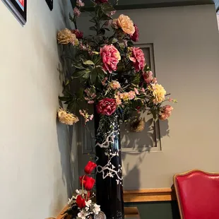 a vase of flowers