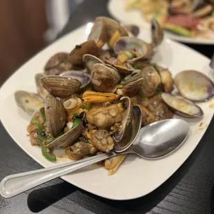 a plate of clams