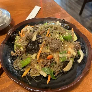 Korean Pan Fried Noodles (Jap Chae)