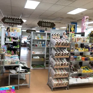 interior, cupcakes