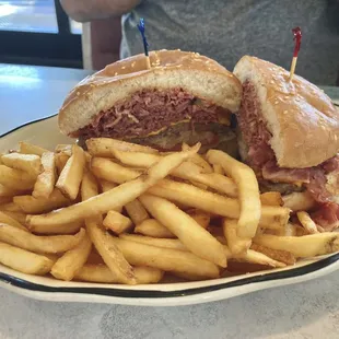 Colossal Cheeseburger