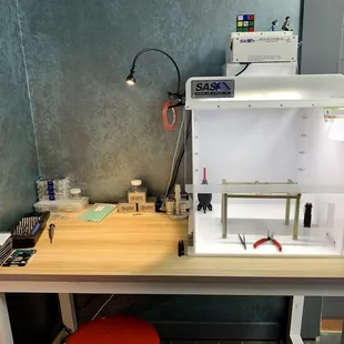 Clean box setup for clean room recoveries.