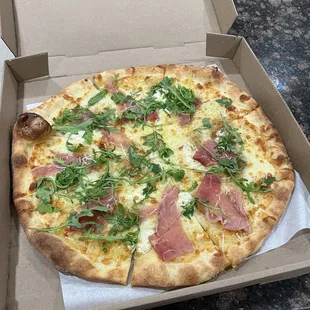 Large Soppressata pizza