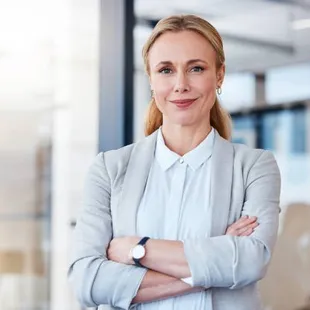 Looking for a quick ride? Dial +1(833)341-5885 to book your Yellow Cab, dependable, and here for you!