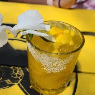 Mango-habanero margarita