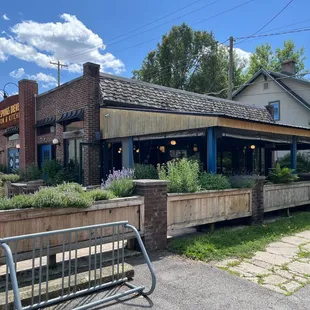 Outdoor 3 season patio