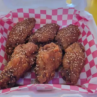 Soy garlic wings (6 pc)