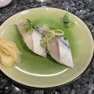 2 Pieces Saba Nigiri