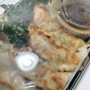 Pork Gyoza (6 pcs)