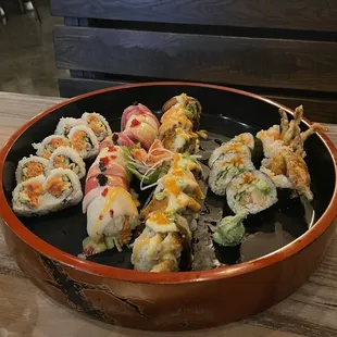 Spicy tuna, fort Campbell roll, viva viagra, spider roll