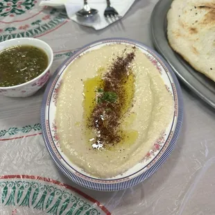 Hummus Plate with Bread