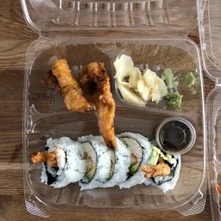 Soft shell crab roll