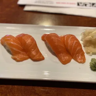 Salmon sushi