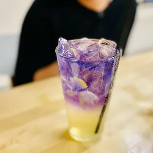 Soda hoa đậu biếc