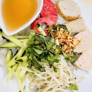 Steamed Rice Roll ( Banh cuon) - good