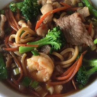 Yenchim Noodle Soup