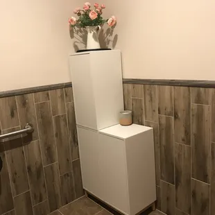 The cleanest restaurant restroom in Arlington TX