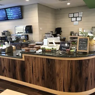 Clean, Nice Decoration and Great Service