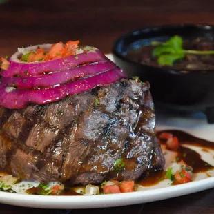 Her Majesty&apos;s Skirt Steak