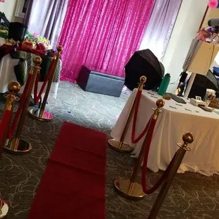 The Red Carpet Treatment?  YES PLEASE!!