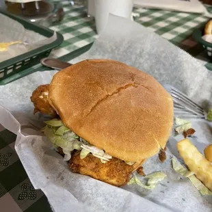 Fried chicken sandwich