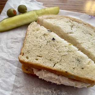 Chicken salad on jalapeño-sourdough. Meh.