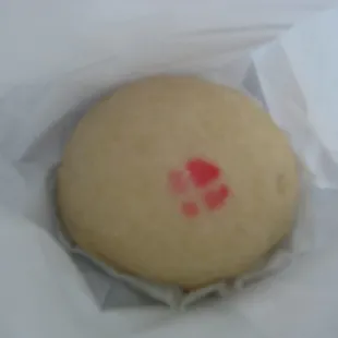 steamed pork bun $1.75