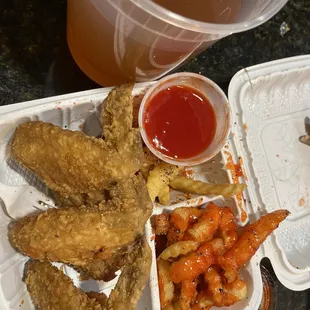 5 pc. wing w/ fries. Half&half drink. Mumbo sauce.
