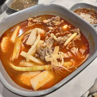 Tomato broth (beware of illegal hidden fee on the receipt!!)