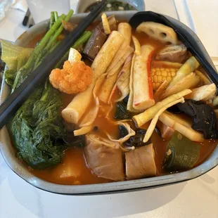 ramen and noodles, food