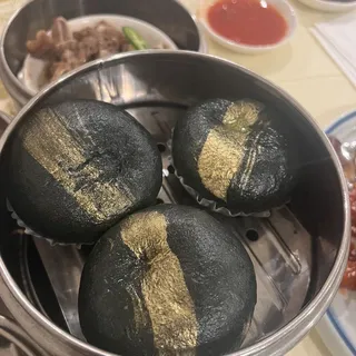 Charcoal and Egg Yolk Buns
