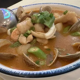 Tom Yum Seafood Combo
