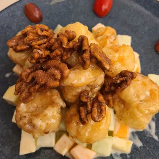 Fried Prawns With Candied Walnuts
