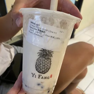 Taro Latte ()