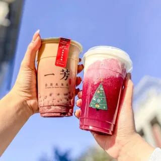 Cheese Creamer Strawberry Large