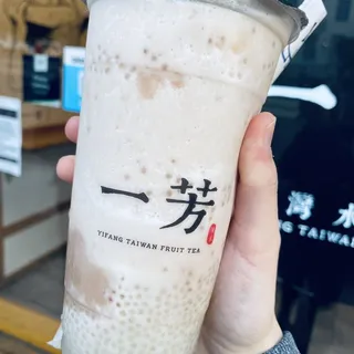 Fresh Taiwanese Taro Latte