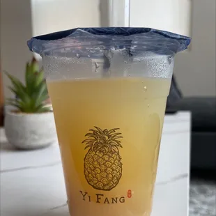 Lychee fruit tea 30% sweet, regular ice