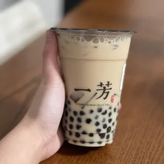 Pearl Black Tea Latte /