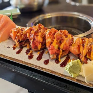 Sushi pizza and smoked salmon