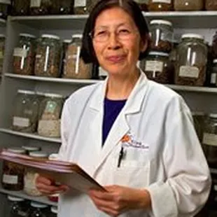 Dr. Ping Chen, D.O.M.