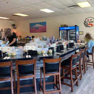 sushi and sashimi, interior