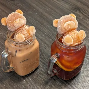 Teddy bear iced milk tea and teddy bear iced lemon tea