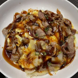 R01. Beef Omelette on Rice